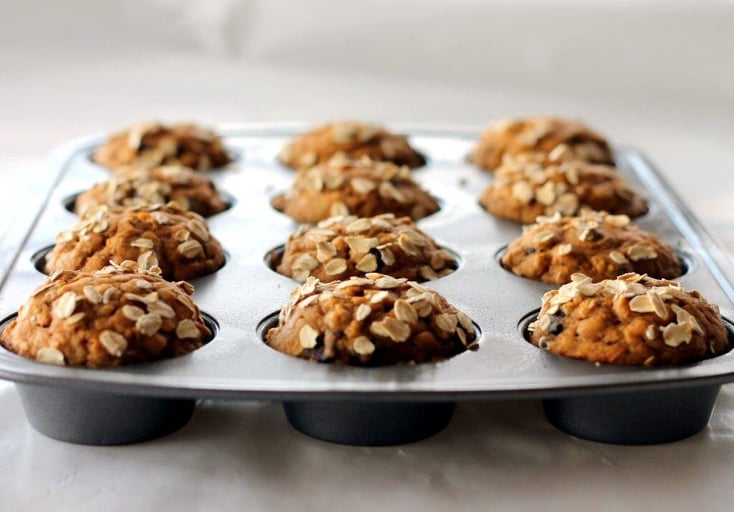 Oats and Chocolate Crumbly Cupcakes